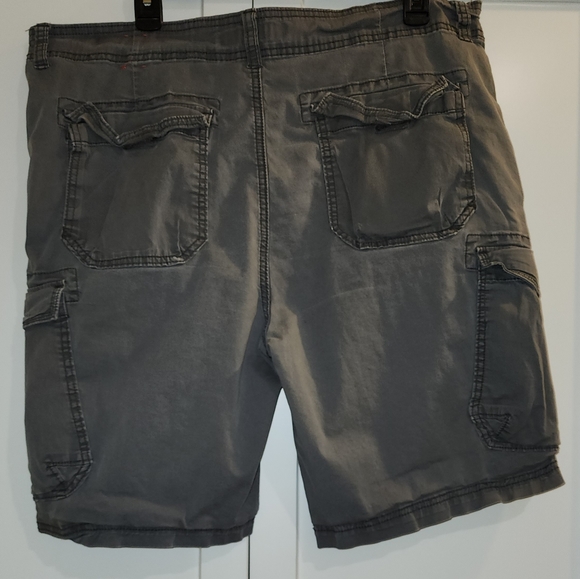 Union Bay Shorts - Picture 2 of 2